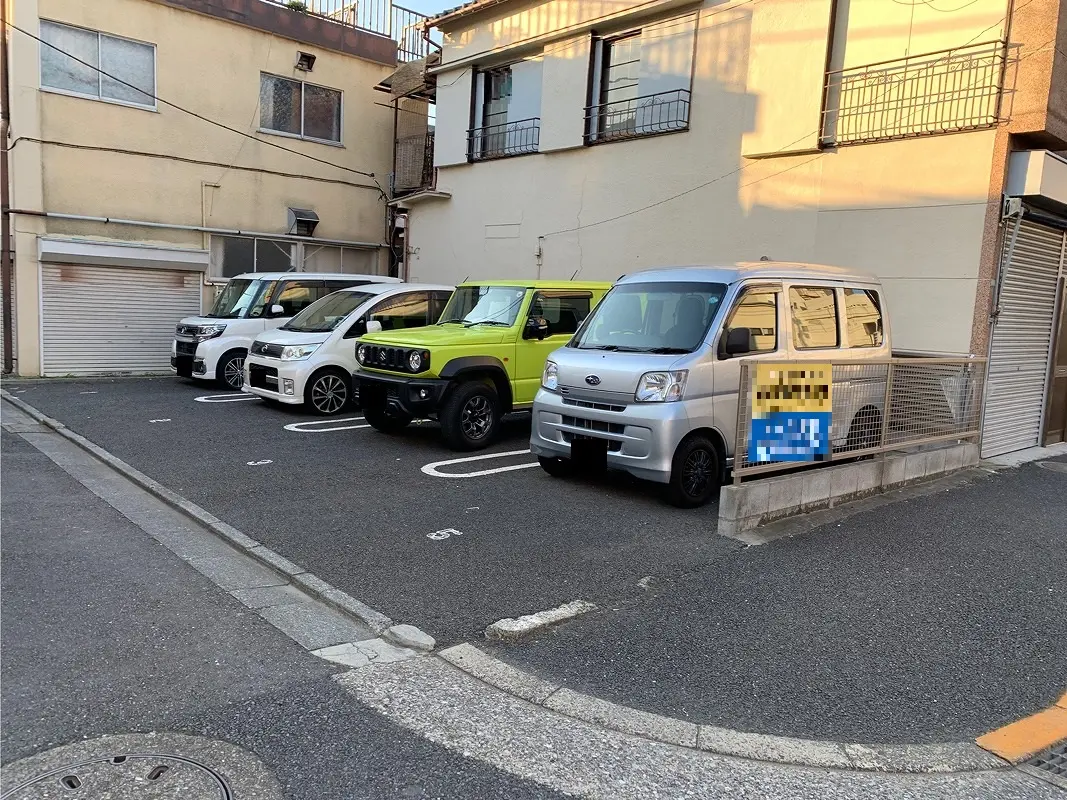 江戸川区松江２丁目　月極駐車場